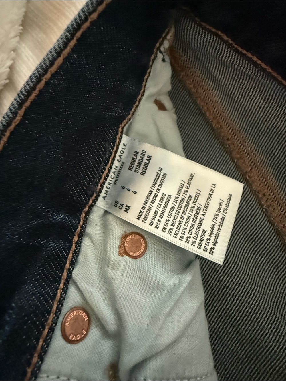 AE jeans size 6
